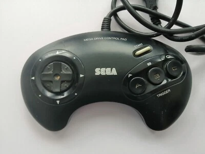 OFFICIAL SEGA MEGADRIVE WIRED CONTROL PAD CONTROLLER  - SPARES / REPAIR - Image 1 of 3