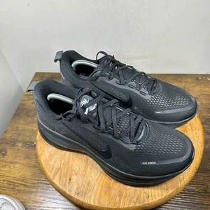 Nike Laufschuhe Herren Größe 11,5 HM6803-005 Schwarz Sportschuhe - Bild 1 von 8