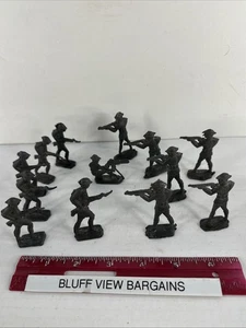 Lead Cast Toy Soldiers WWI Era 2 1/2” Tall Set Of 13 Soldiers Vintage - Picture 1 of 5