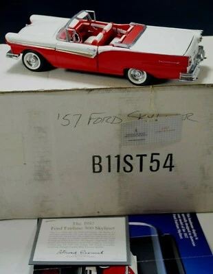 FRANKLIN MINT 1957 FORD FAIRLANE 500 SKYLINER CAR 1:24 SCALE MIB CONDITION #2 - Image 1 of 4