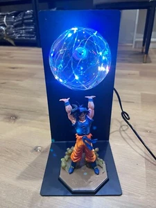 Dragon Ball Z LED Light Night Lamp GOKU Action Figure Classic Gift Toy - Picture 1 of 4