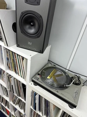 8x12 inch JUNGLE BREAKBEAT Vinyl records lucky dip - Image 1 of 4