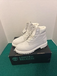 Timberland Junior Boots Sz 6.5 Limited Release White Nubuck With Box  - Picture 1 of 12