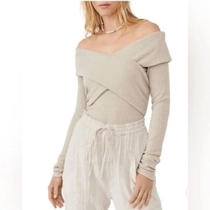 Free People Marley superweicher schulterfreier Pullover Gr. Large - Bild 1 von 9