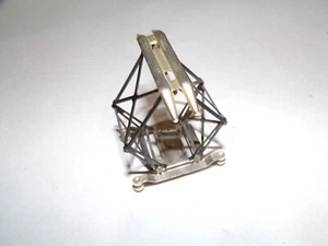 Pantograph for Lionel postwar 2332 2330 and other GG1 Electric Locomotives. - Picture 1 of 3