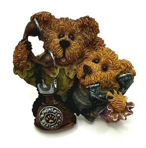 Boyds Bearwear Phone a Friend Brooch Pin Alexandra and Belle Telephone Tied 1999 - Picture 1 of 10
