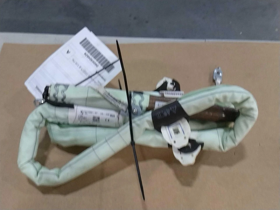 2015 BMW 328I Right Curtain Air Bag White OEM 149852 83K Miles - Изображение 1 из 4