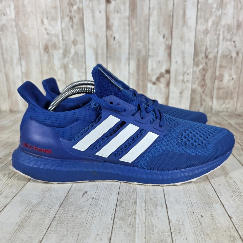 Adidas Ultraboost KU Kansas Jayhawks Zapatos para Correr Azul Blanco Para Mujer 10.5 Foto 1 de 4