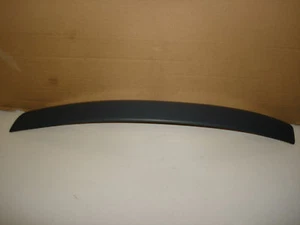 TIRA PROTECTORA DERECHA AUDI A4 01-05 PARA PARACHOQUES DELANTERO EN CEBADO 8E0807220BGRU - Imagen 1 de 1