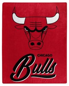 NBA Chicago Bulls The Northwest Company 50"x60" Plush Throw Blanket