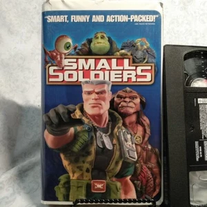 DreamWorks Small Soldiers VHS 1998 Video Tape Clamshell Case - Picture 1 of 3