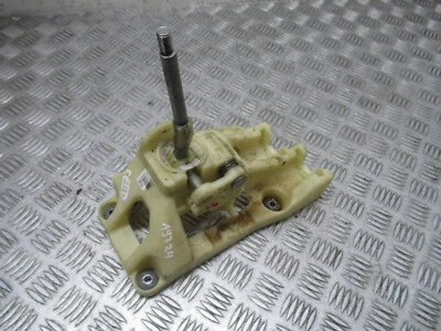 2015 KIA PRO CEED SR7 JD 1.4 PETROL MK2 3DRS 6 SPEED MANUAL GEAR LEVER REF19724 - Image 1 of 4