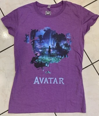 NUEVO SIN ETIQUETAS Camiseta Avatar Neytiri Pandora Escena Nocturna Juvenil Talla XL Foto 1 de 4