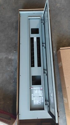 PANELBOARD SIEMENS 400 AMP 240V 120V MLO 1PH/3W 42Sp MONOMOFÁSICO NEMA 3R Outdoo Foto 1 de 4