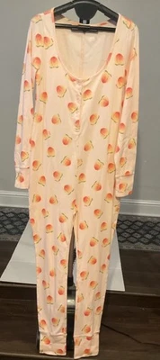 Pink - Victoria’s Secret One Piece  Peach Pajama Jumpsuit - Medium - Imagem 1 de 3