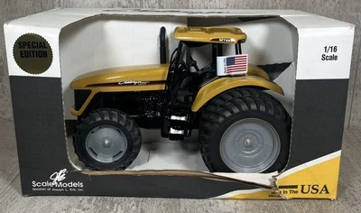 1/16 Scale Models CAT Challenger MT665 225HP Tractor DieCast W/ Box - Image 1 of 4
