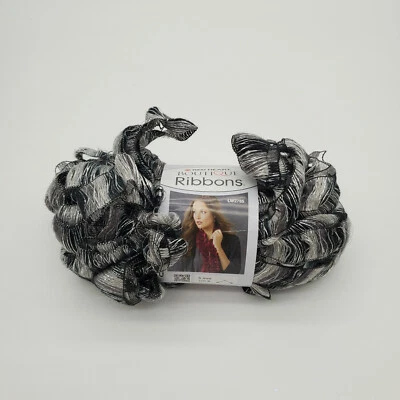 Madejas Red Heart Boutique Cinta Negro Plata HILADO en 1941 Rosebud City Foto 1 de 4