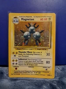 Pokemon TCG - Base Set - #9/102 Magneton - Unlimited Holo Rare - Picture 1 of 3