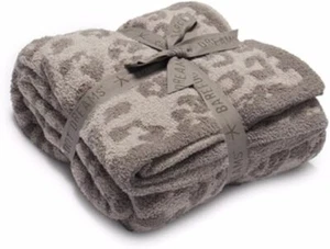 New Barefoot Dreams Women CozyChic Barefoot In The Wild Throw 54x72" Free Ship - Picture 1 of 3