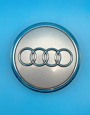 Tapa central de rueda AUDI Q7 2010-2015 7 cm 2,75"" peltre/cromo gris OEM 4L0601170 Foto 1 de 4