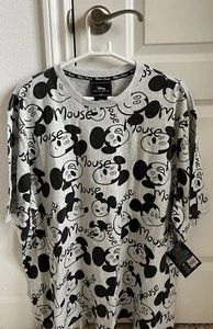 Mickey Mouse Artist Series by Deborah Salles Disney Parks Unisex XXL T Shirt NWT - Picture 1 of 4