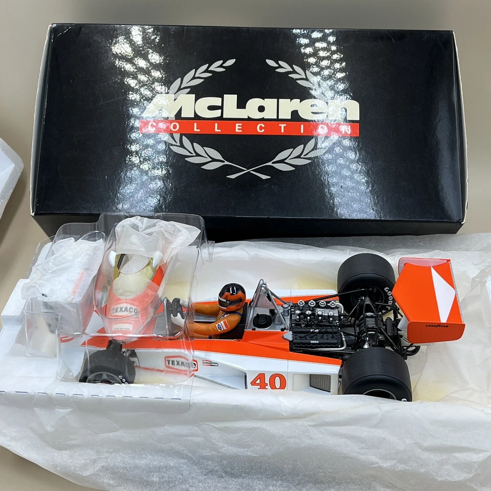 MINICHAMPS 1/18 McLaren Ford M23 #40 Gilles Villeneuve British GP 1977 530771840 - Image 1 of 4
