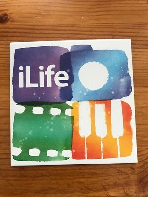 Genuine Apple iLife 11.1 Install CD/DVD ‘install me First Disk with Manual - Image 1 of 4