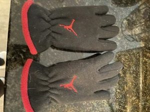 Jordan Kids Boys Polartec Fleece Cold Weather Gloves Black/red Size 4/7 - Picture 1 of 3