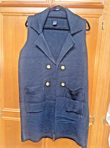 Long Black Sleeveless Collared Sweater Vest Two Front Pockets. Large IJOAH - Picture 1 of 3