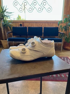 Sapato de Estrada Specialized S-Works Ares - Branco - Tamanho 40 - EM CAIXA - Imagem 1 de 4