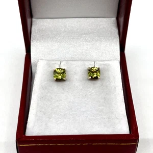 10k Yellow Gold Cushion Cut Peridot 5mm Stud Earrings (LO1005054) - Picture 1 of 9