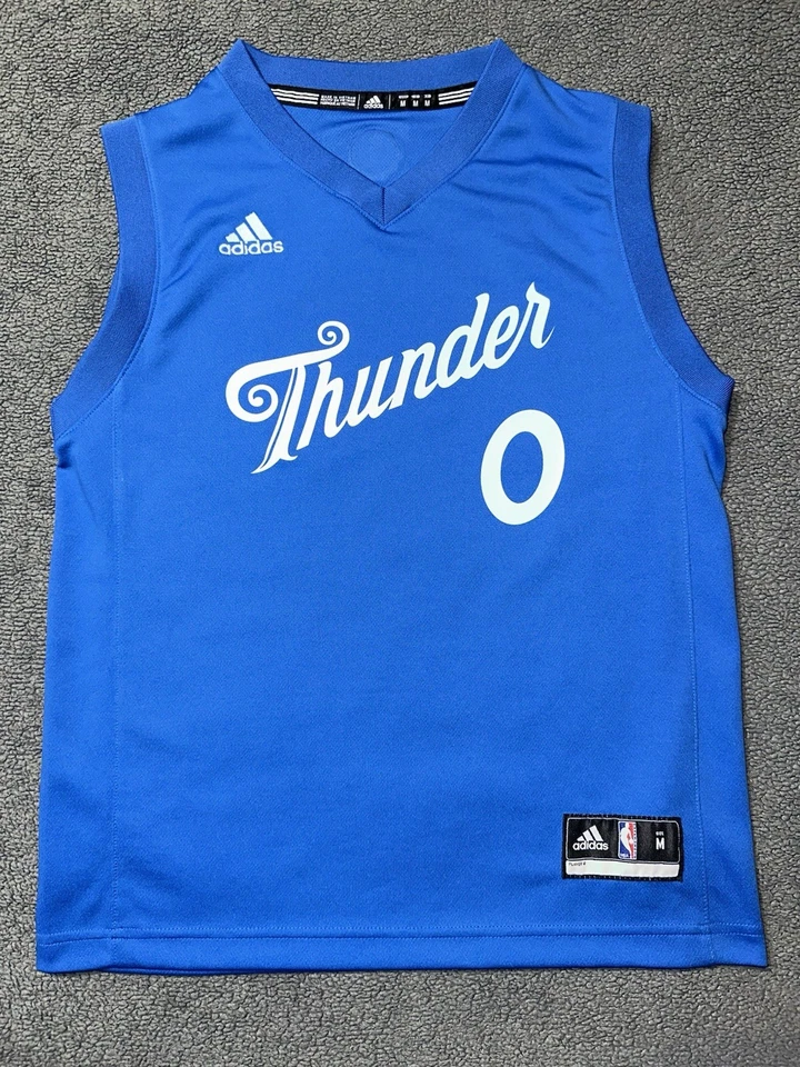Oklahoma City Thunder 2016 Christmas Jersey Russell Westbrook Size Kids Medium - Image 1 of 4