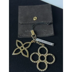 LOUIS VUITTON Schlüsselanhänger Blumenmotiv Keychain Charm - Bild 1 von 4