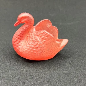 Vintage Small Pink Glass Swan Trinket Dish - Picture 1 of 9