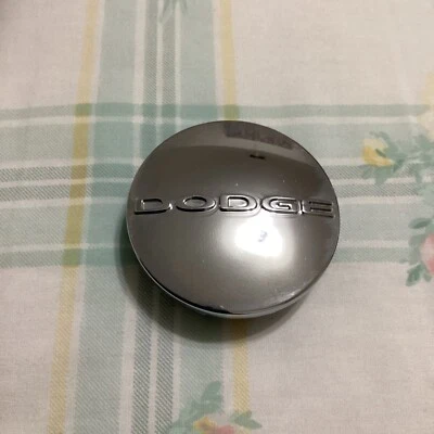 Tapacubos tapacubos tapa central rueda Dodge Challenger calibre OE OEM 1SK35TRMAA 60625 Foto 1 de 3