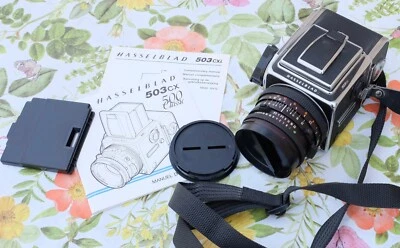 Hasselblad 503CXi chargeur objectif Zeiss Planar 2,8/80 mm. Etat exceptionnel ! - Photo 1/4