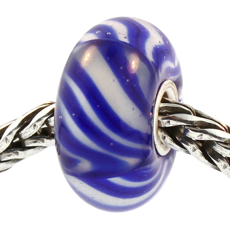 Authentic Trollbeads Glass 61188 Arctic Stripes 1 RETIRED