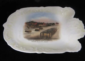 UNION PACIFIC RAILROAD, North Platte, Nebraska SOUVENIR DISH, Shops & Roundhouse - Picture 1 of 4