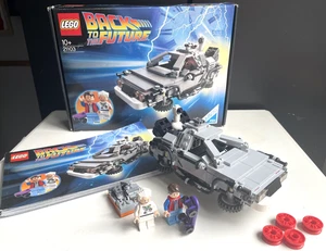 Komplett Die DeLorean Zeitmaschine Zurück in die Zukunft LEGO Ideas Set 21103 - Bild 1 von 10
