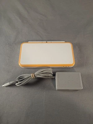 Nintendo 2DS XL Handheld System - JAN-001 - White & Orange - Charger - Tested! - Image 1 of 4
