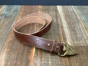 Women’s Brown leather tooled Celtic Knot Design brass arrow head buckle belt 34 - Picture 1 of 8