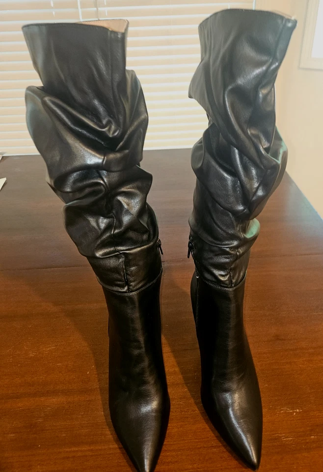 Botas hasta la rodilla Journee Collection para mujer negras Haze holgadas tacón de cuña talla 11 Foto 1 de 4