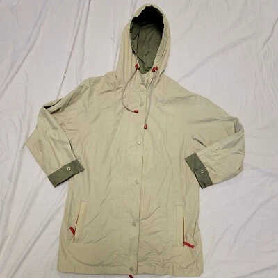 Chaqueta cortavientos Studio Works Outerwear para mujer pequeña tostada con capucha ligera Foto 1 de 4