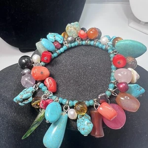 Schönes Türkis Multi Edelstein Hänger Charm Perle Stretch Armband - Bild 1 von 3
