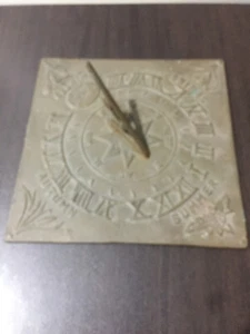 vintage brass sundial heavy sun dial compass - Picture 1 of 10