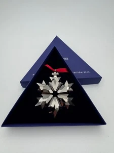SWAROVSKI HOLIDAY ORNAMENT 2018 MIB #5460487 - Picture 1 of 3
