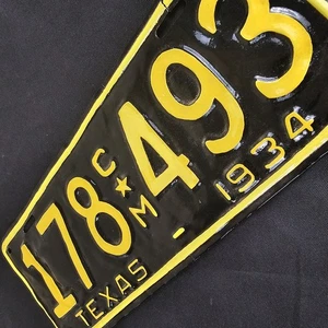 1934 TEXAS TRUCK License Plate 178 493 Restored - Picture 1 of 14