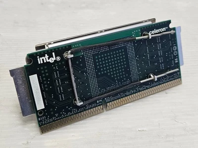 Intel Celeron 400MHz, Slot 1, SL39Z, 128KB Cache, FSB 66MHz, With Heatsink - Image 1 of 3