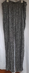Stretchy Size XL Pants Black And White With Pockets - Picture 1 of 5