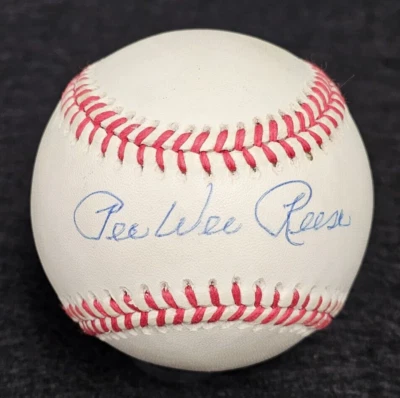 PEE WEE REESE Signed Official MLB Baseball-HALL OF FAME-BROOKLYN DODGERS-PSA - Image 1 of 4